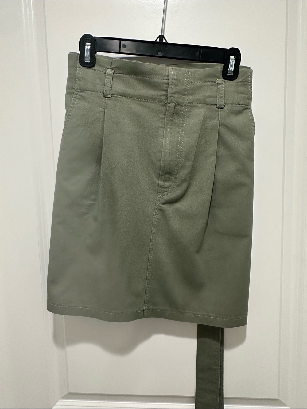 LOFT Olive Green Pencil Skirt, Excellent condition!